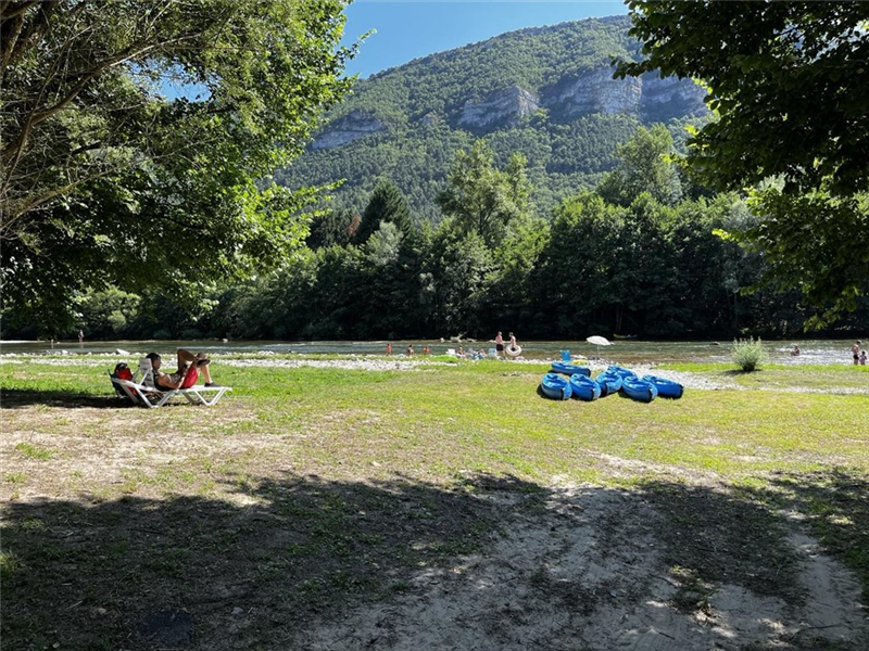  Canoe kayak hire at Les Bords du Tarn campsite in Aveyron