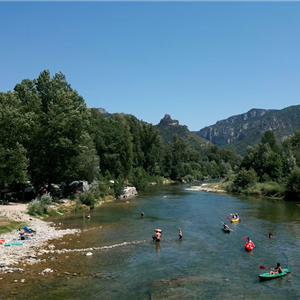 Campsite with private beach on the banks of the Tarn at Mostuejouls in Aveyron