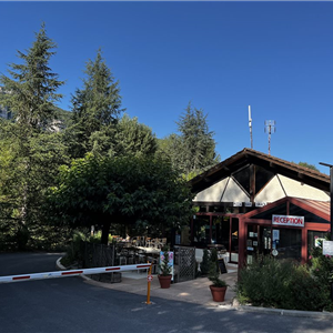 Reception and services at Camping Les Bords du Tarn in Aveyron, Mostuejouls